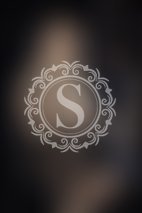 Inspiring Femininity - Image 7